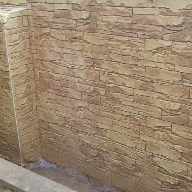 Beton amprentat – detaliu culoare și textură